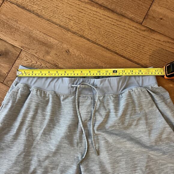 Lululemon T.H.E. Linerless Shorts 9” Heathered Gray Men’s XL Great Condition - Picture 3 of 8